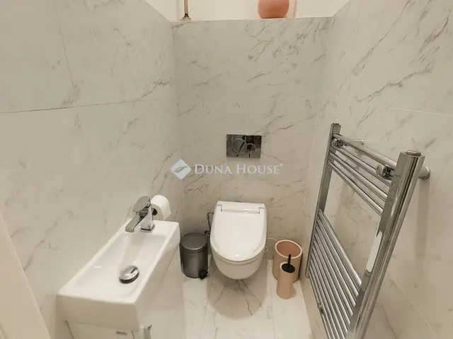 Eladó lakás Budapest V. kerület, Belváros 176 nm