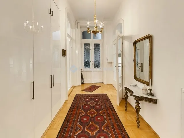 Eladó lakás Budapest V. kerület, Belváros 176 nm