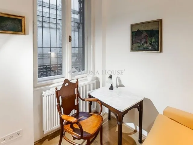 Eladó lakás Budapest V. kerület, Belváros 176 nm