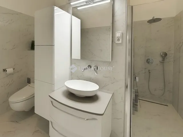 Eladó lakás Budapest V. kerület, Belváros 176 nm