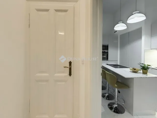 Eladó lakás Budapest V. kerület, Belváros 176 nm