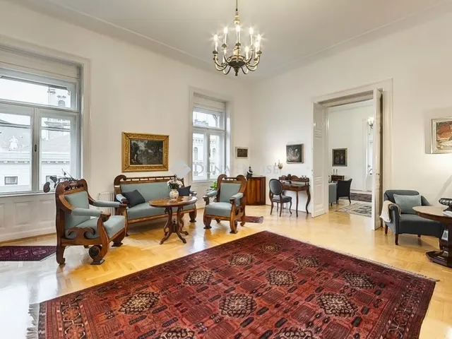 Eladó lakás Budapest V. kerület, Belváros 176 nm