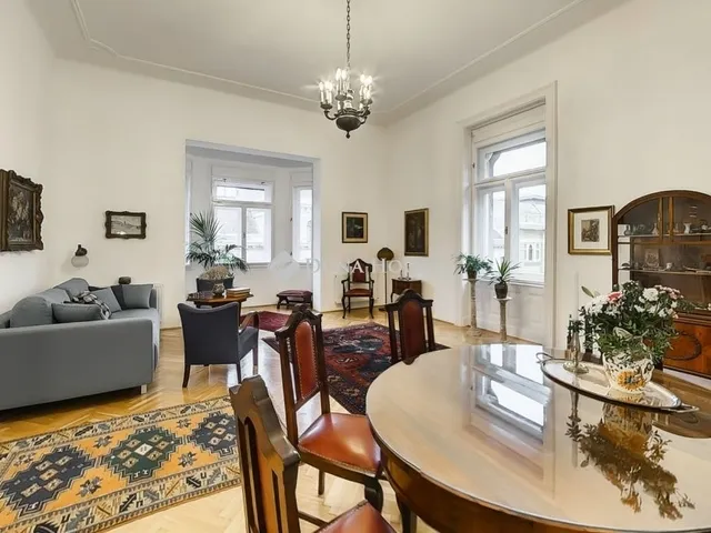 Eladó lakás Budapest V. kerület, Belváros 176 nm