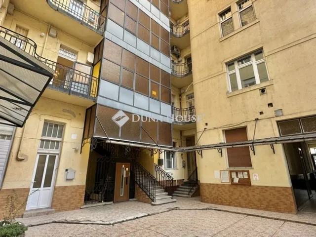 Eladó lakás Budapest V. kerület, Belváros 90 nm