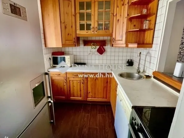Eladó lakás Budapest V. kerület, Belváros 80 nm