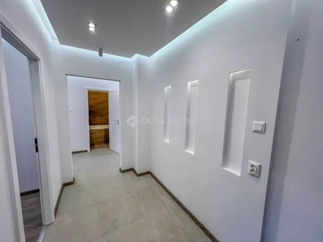 Eladó lakás Budapest XVIII. kerület, Havanna lakótelep 53 nm