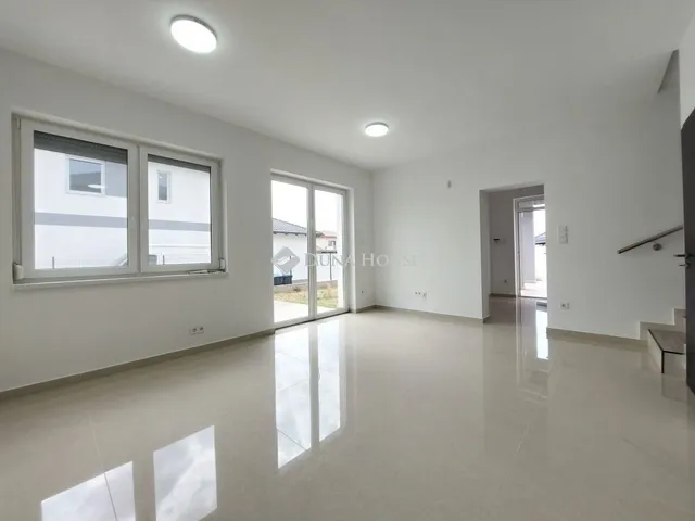 Eladó ház Budapest XVIII. kerület 98 nm