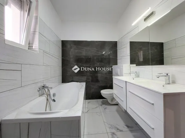 Eladó ház Budapest XVIII. kerület 98 nm