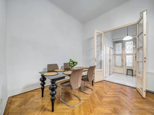 Eladó lakás Budapest V. kerület, Belváros 100 nm