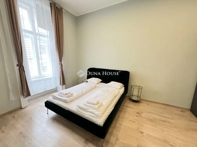 Eladó lakás Budapest VI. kerület 86 nm