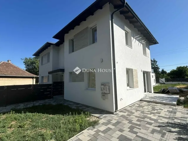 Eladó ház Budapest XVII. kerület, Akadémia-Újtelep 88 nm