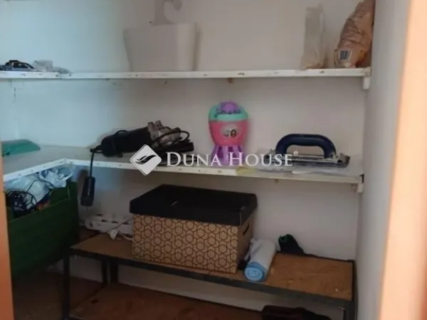 Eladó lakás Vác 58 nm