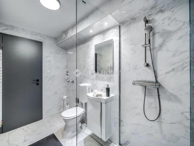 Eladó lakás Budapest VIII. kerület 80 nm