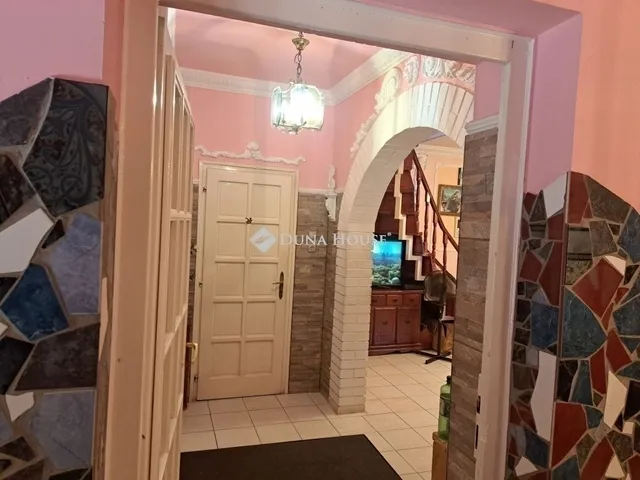 Eladó ház Gyömrő 158 nm