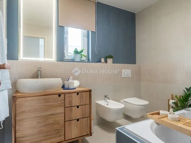 Eladó lakás Budapest XVII. kerület 120 nm