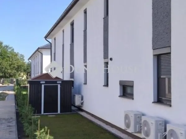 Eladó lakás Budapest XVII. kerület 120 nm