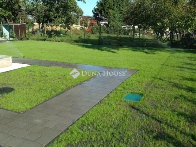 Eladó lakás Budapest XVII. kerület, Rákoscsaba-Újtelep 120 nm