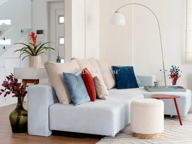 Eladó lakás Budapest XVII. kerület, Rákoscsaba-Újtelep 120 nm