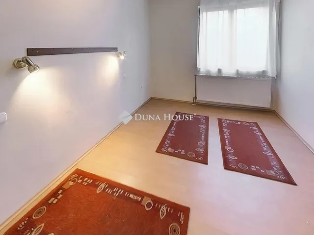 Eladó ház Budapest XVII. kerület 317 nm