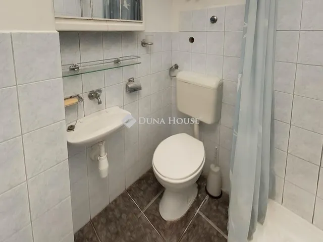 Eladó ház Budapest XVII. kerület 317 nm