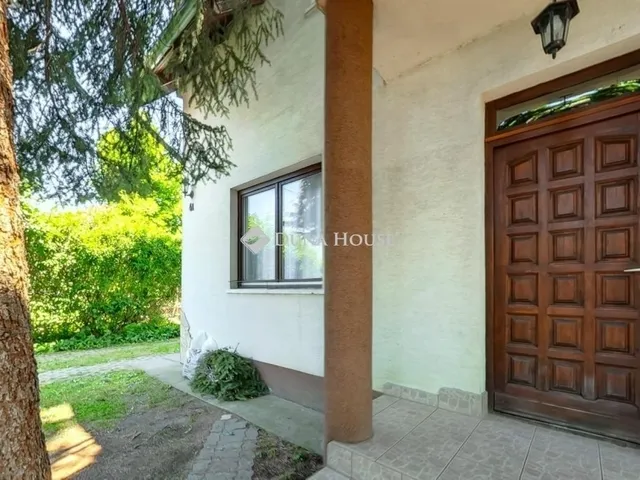 Eladó ház Budapest XVII. kerület 317 nm