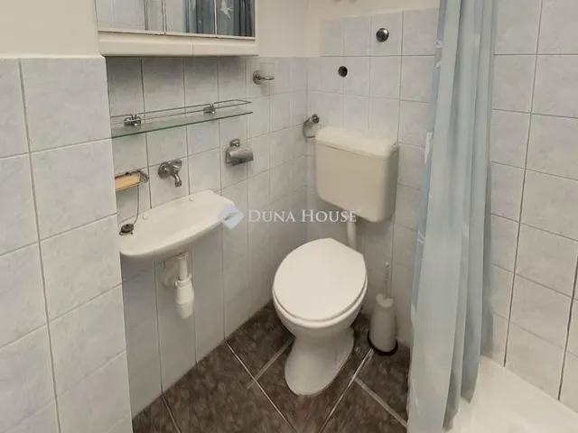 Eladó ház Budapest XVII. kerület 317 nm