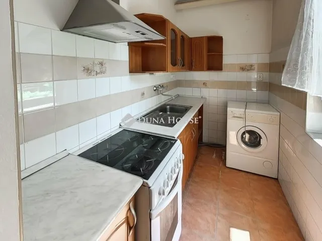 Eladó ház Budapest XVII. kerület 317 nm