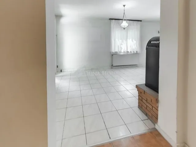 Eladó ház Budapest XVII. kerület 317 nm