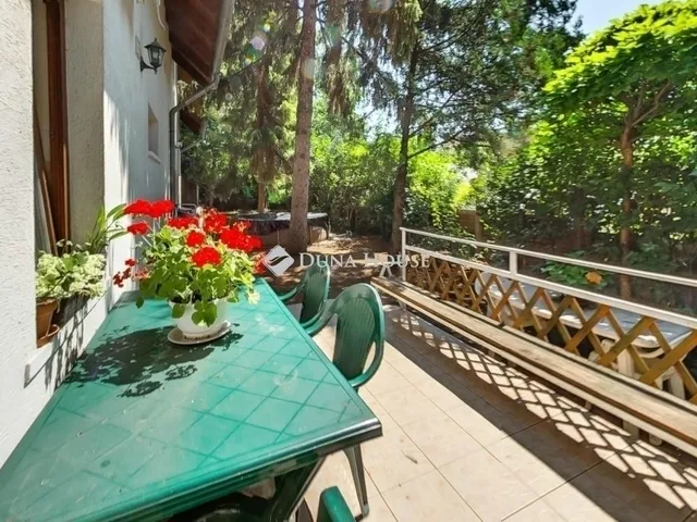 Eladó ház Budapest XVII. kerület 317 nm