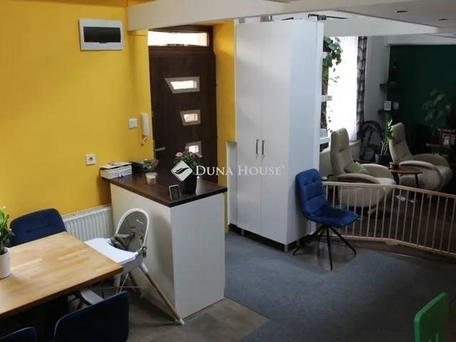 Eladó lakás Budapest VIII. kerület 70 nm