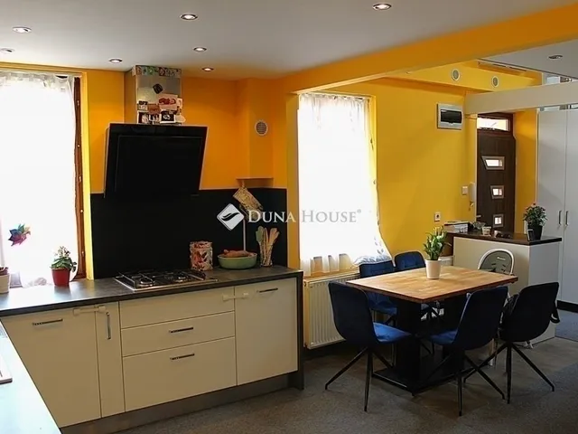 Eladó lakás Budapest VIII. kerület 70 nm