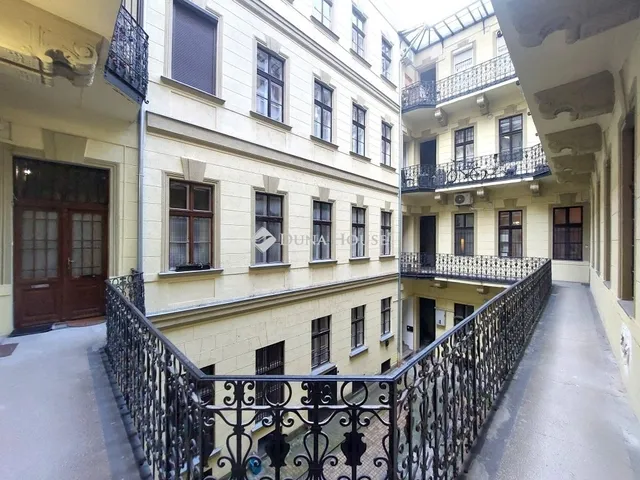 Eladó lakás Budapest VIII. kerület 115 nm