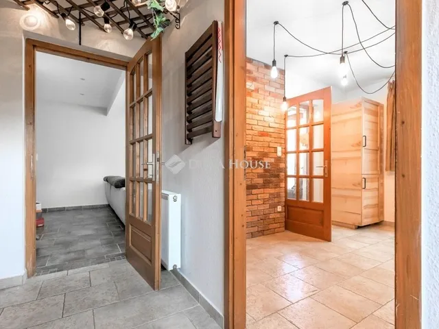 Eladó ház Budapest XX. kerület 198 nm