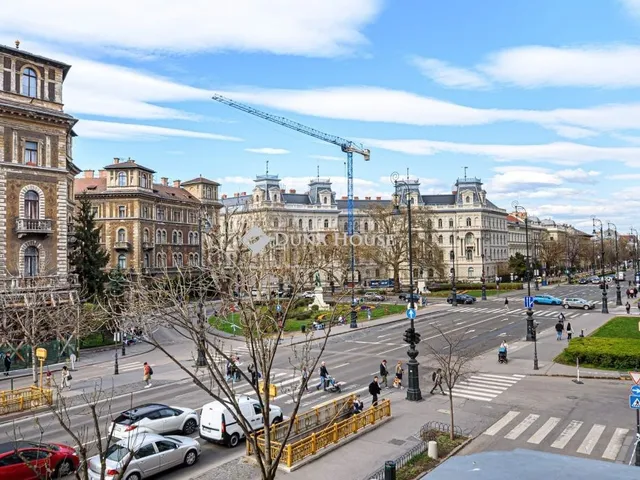 Eladó lakás Budapest VI. kerület 85 nm