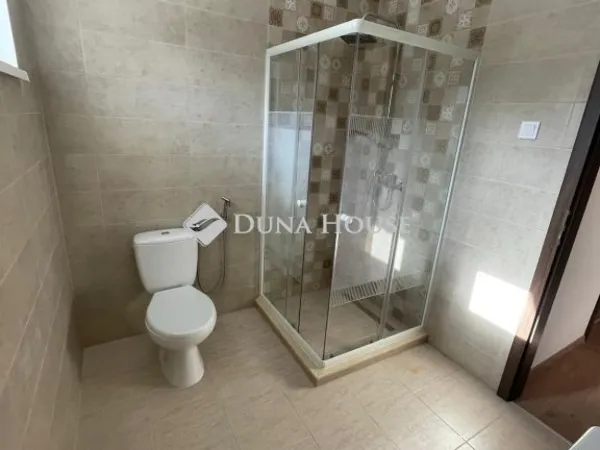 Eladó ház Budapest XVI. kerület 157 nm