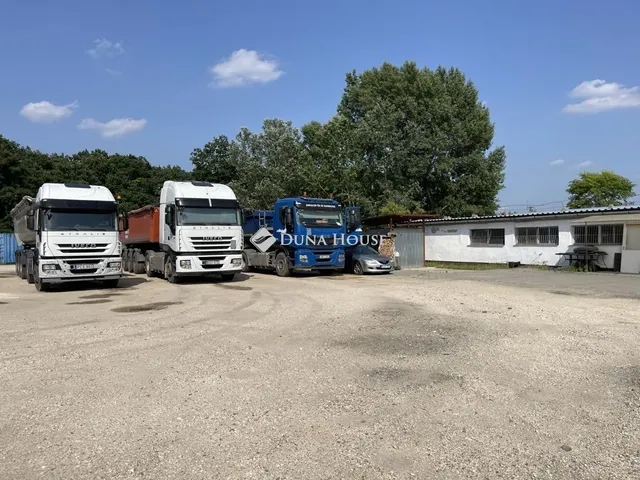 Eladó kereskedelmi és ipari ingatlan Budapest XVII. kerület, Rákoshegy 1500 nm