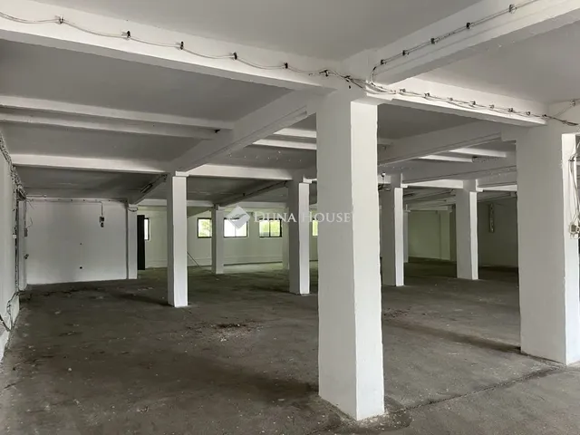Eladó kereskedelmi és ipari ingatlan Budapest XVII. kerület, Rákoshegy 1500 nm