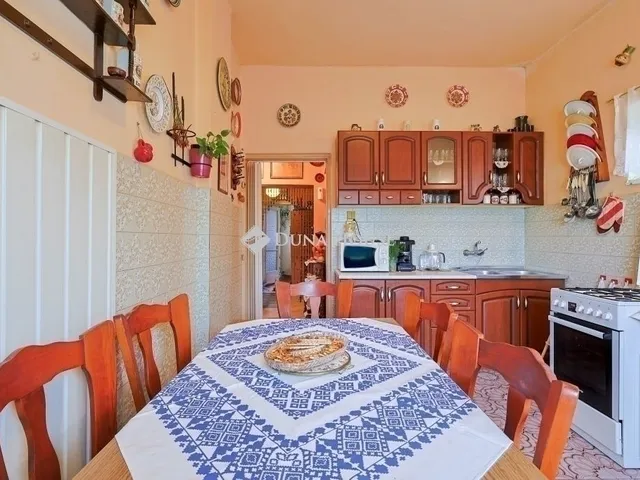 Eladó ház Budapest XVI. kerület 90 nm