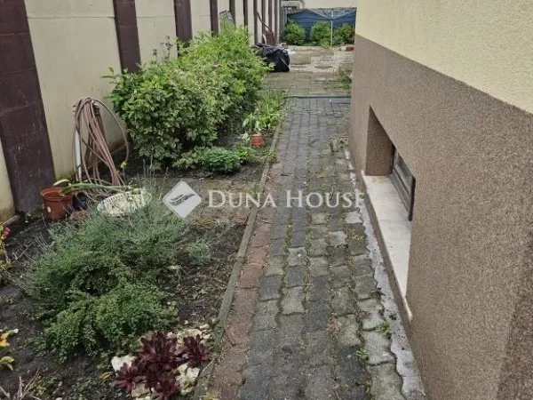 Eladó lakás Budapest XVII. kerület, Rákoscsaba 90 nm