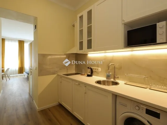 Eladó lakás Budapest VIII. kerület 99 nm