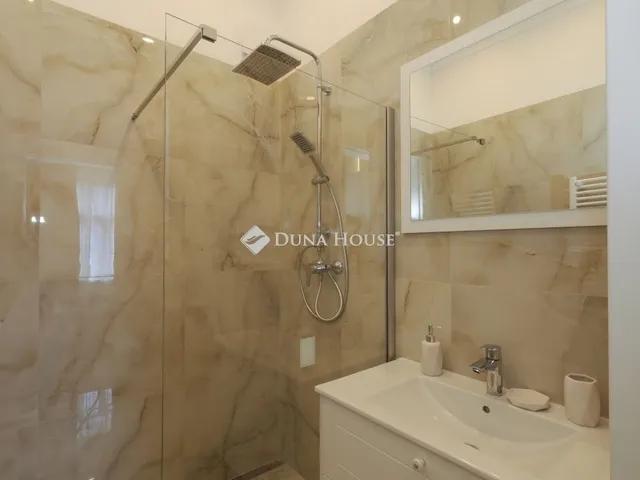 Eladó lakás Budapest VIII. kerület 99 nm