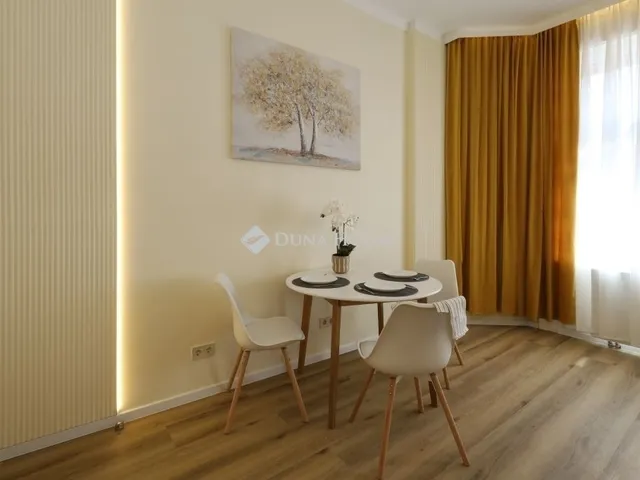 Eladó lakás Budapest VIII. kerület 99 nm