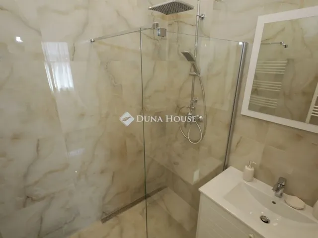 Eladó lakás Budapest VIII. kerület 99 nm