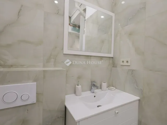 Eladó lakás Budapest VIII. kerület 99 nm