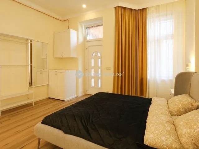 Eladó lakás Budapest VIII. kerület 99 nm