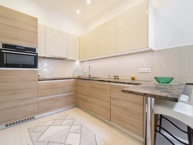 Eladó lakás Budapest V. kerület 148 nm