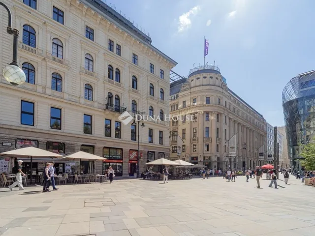 Eladó lakás Budapest V. kerület 148 nm