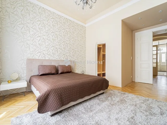 Eladó lakás Budapest V. kerület 148 nm