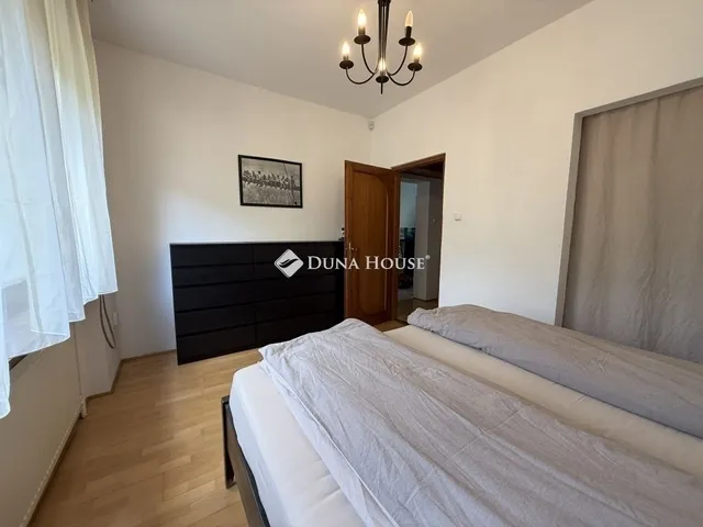 Eladó ház Budapest XXI. kerület, Királyerdő 162 nm