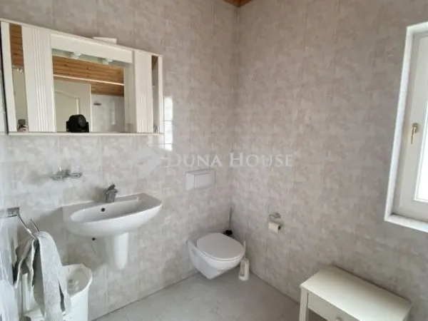 Eladó ház Budapest XVII. kerület 210 nm